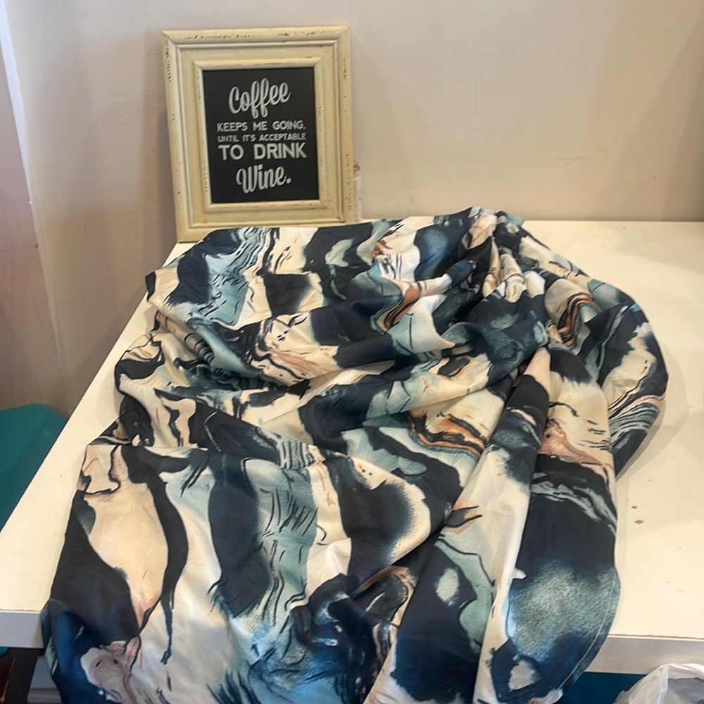 PLT flowy skirt